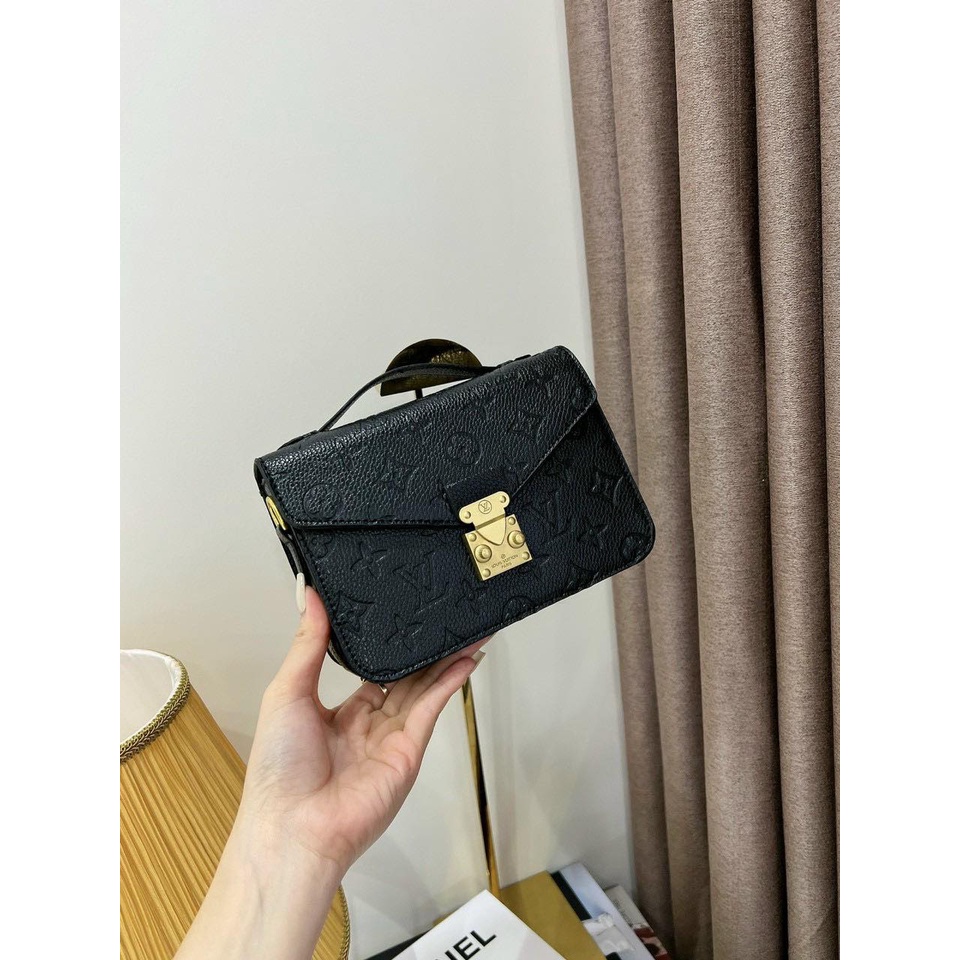 Túi Xách Nữ Đeo Chéo Thời Trang Hoa Văn LV