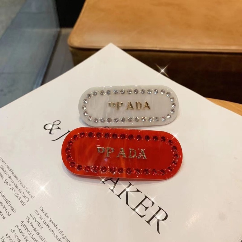 Kẹp Tóc Chữ Cái Đính Đá Bằng Nhựa Acrylic Màu Sắc Kẹo Ngọt Xinh Xắn