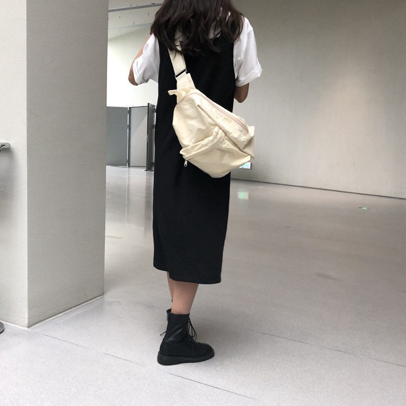 Túi Đeo Chéo Màu Đen Khóa Kéo Thời Trang Nữ