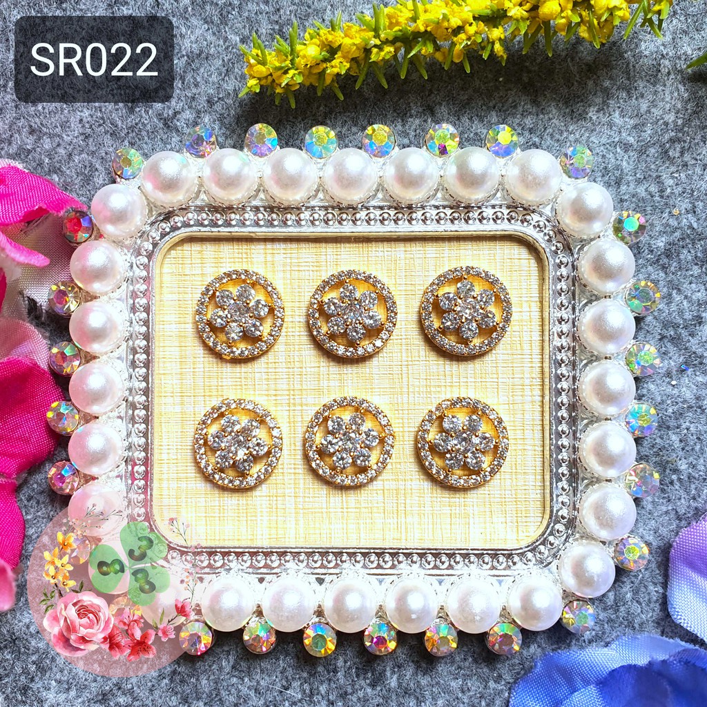 Mã SR022 . Charm kim loại dòng cao cấp đính đá trang trí móng siêu xinh.