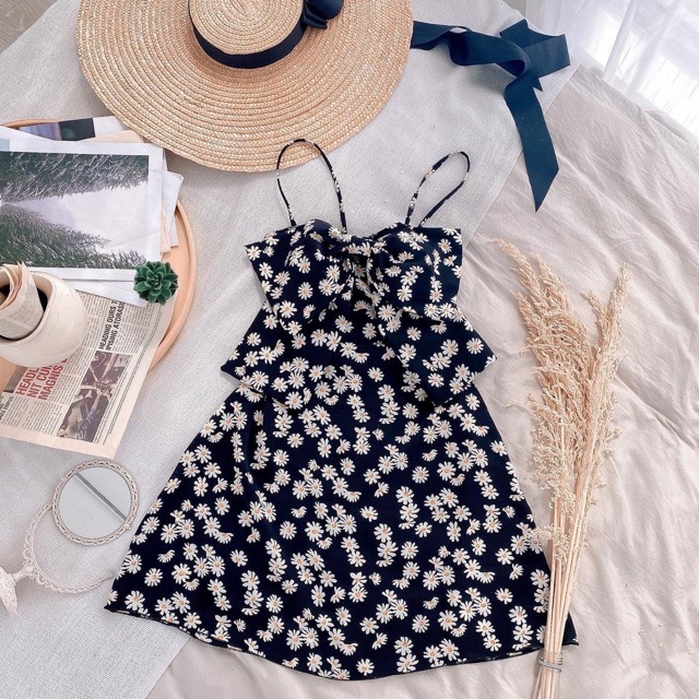 Đầm nơ cúc đen 2 dây