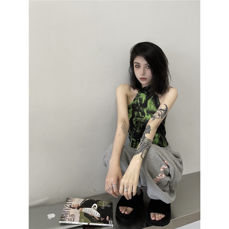 Áo không tay thiết kế hợp thời trang dành cho nữ