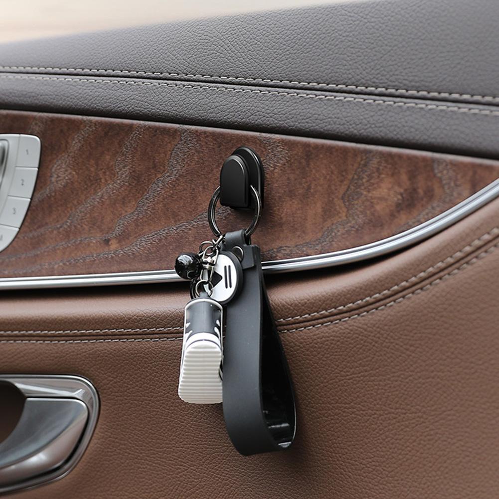 Móc Treo Đồ Mini Tiện Dụng Cho Xe Hơi A8P6