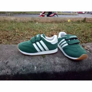 Giày Adidas Waffle Khóa Dán Trẻ Em