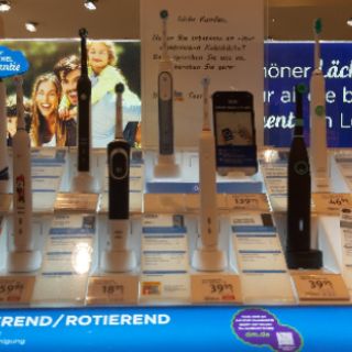 Bàn chải đánh răng Oral-B Pro 750
