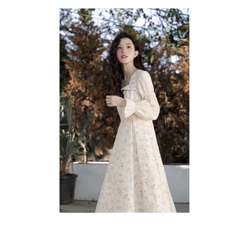 Đầm Hoa Cổ Vuông Thiết Kế Mới Thời Trang Theo Phong Cách Pháp Cho Nữ