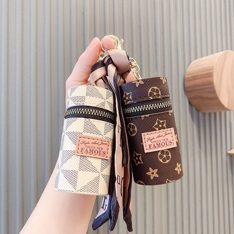 Móc Chìa Khóa Hộp Đựng Son Môi Kèm Khăn Lụa Cao Cấp