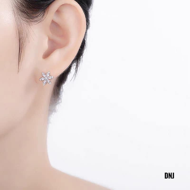 Bông tai nữ bạc ta, bông tai hoa đính đá đẹp siêu xinh - Kho sỉ bạc Nhất Linh