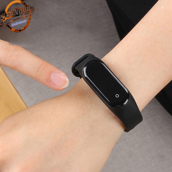 Đồng hồ thông minh đeo tay M6 chống nước IP68 hỗ trợ gọi Bluetooth/ nghe nhạc/ hỗ trợ sức khỏe/ đếm số bước chân