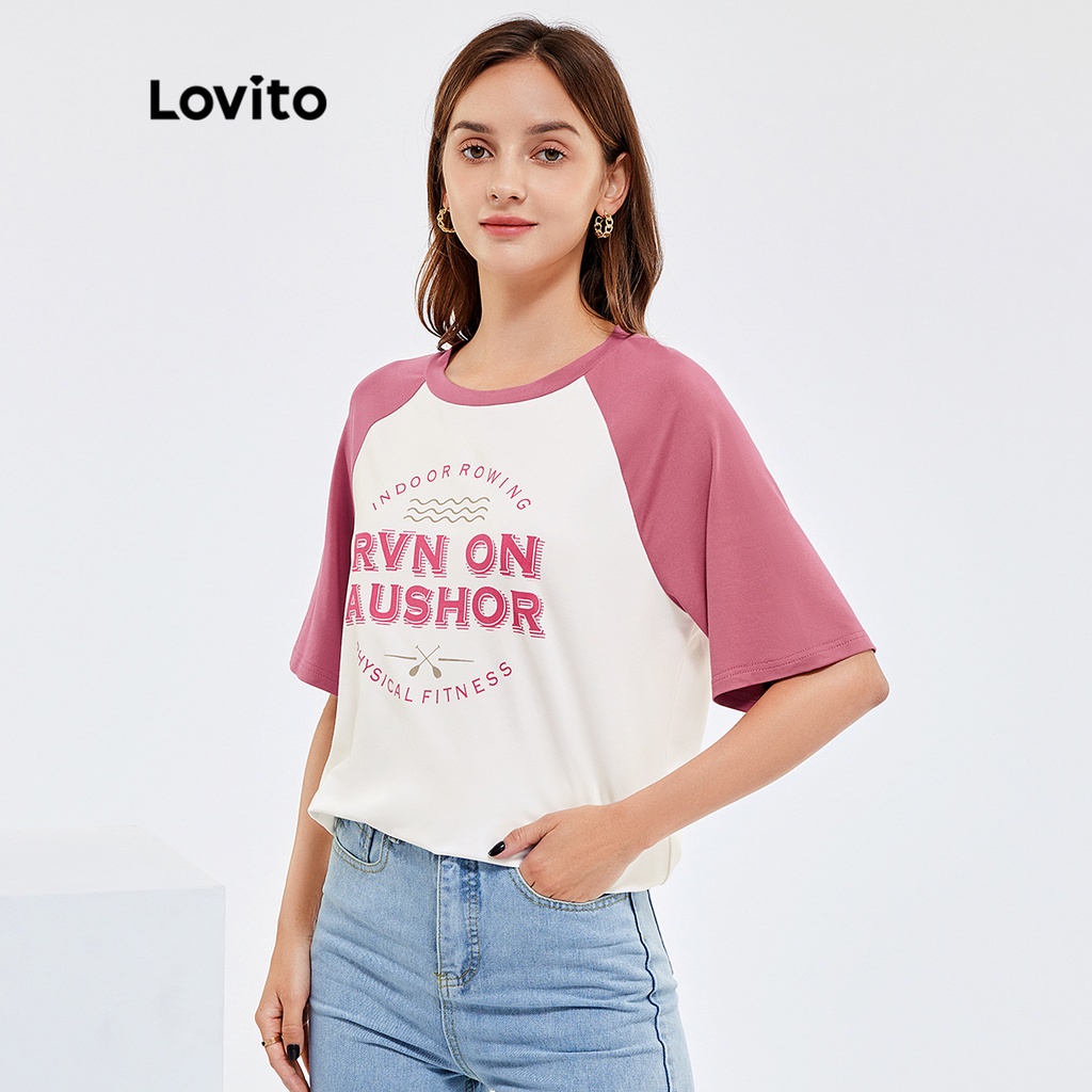 Áo thun Lovito tay ráp nối lửng cổ tròn họa tiết chữ ghép nối màu sắc phong cách thường ngày L25AD010 (màu hồng)