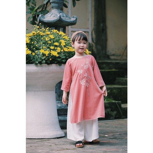◎♞Set Áo Dài Nhung Thêu Hoa Dây Bé Gái Từ 1-9 Tuổi