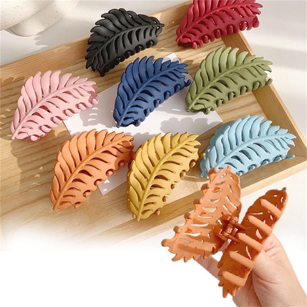 Kẹp Tóc Dạng Móng Vuốt Màu Trơn Hình Chiếc Lá Thời Trang Cho Nữ