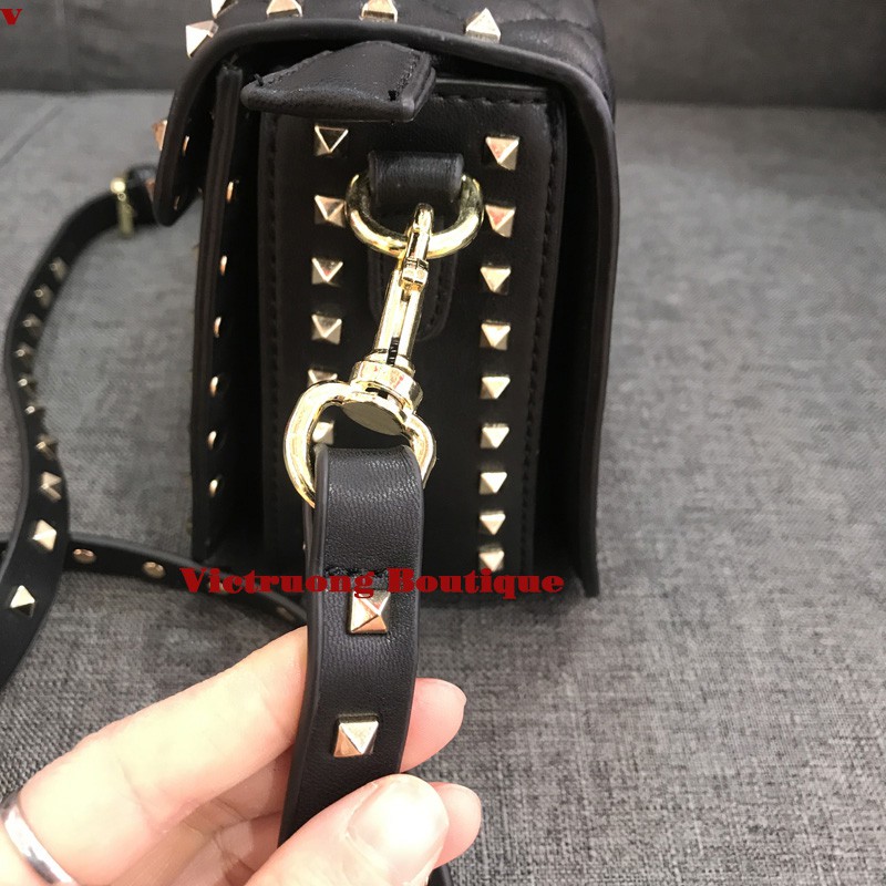 Túi xách đinh tán kim cương