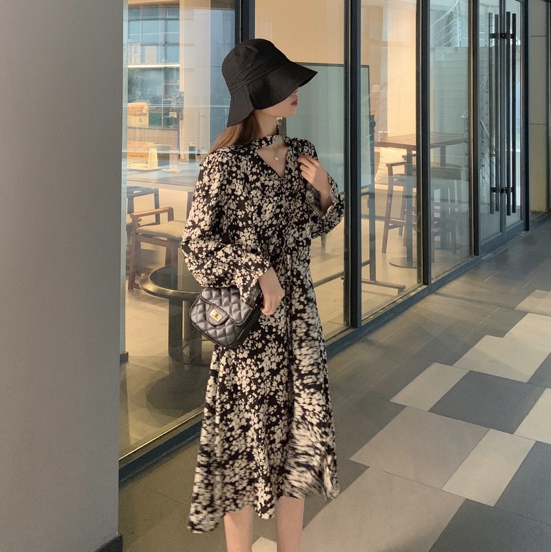 Đầm nữ dài tay bồng Retro 2021, Váy vintage tiểu thư dáng dài xòe màu đen xanh cổ V tặng kèm dây sang chảnh hàn quốc | BigBuy360 - bigbuy360.vn