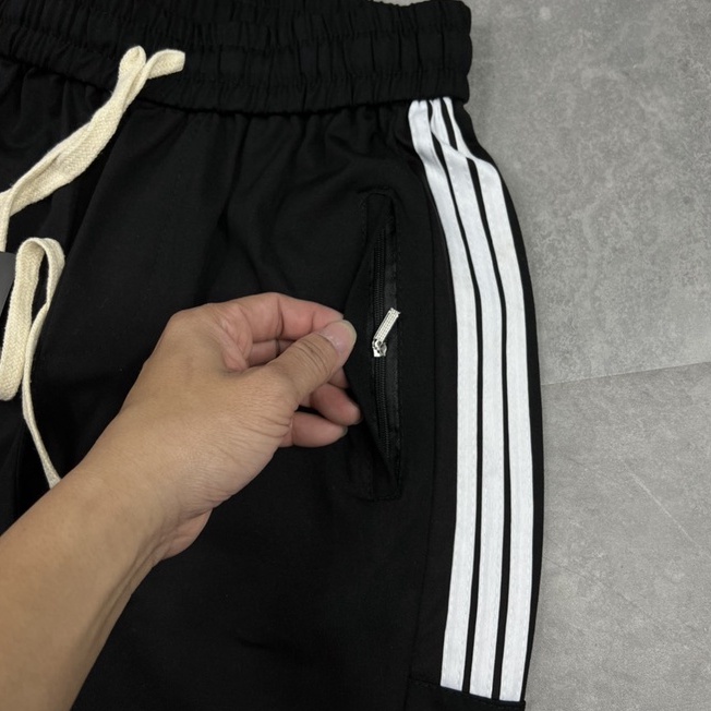 Quần Short Nam Logo 3 Lá Unisex Dành Cho Nam Với Vải Umi Hàn Chống Nhăn,