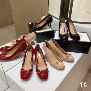 Giày cao gót gucci da bóng khuy ngang mũi tròn