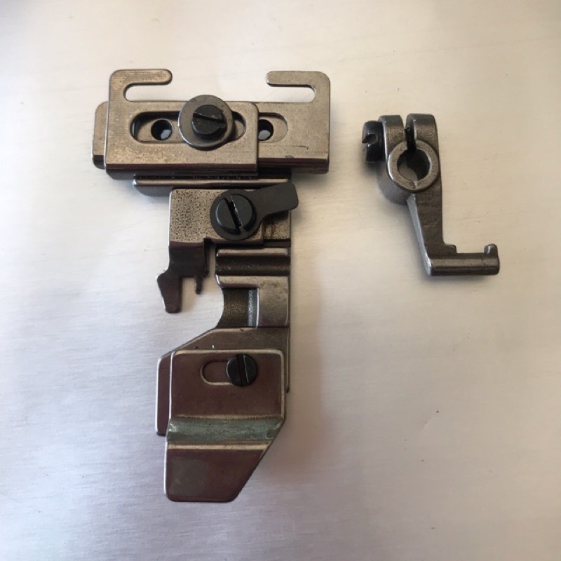 chân vịt chạy thun máy vắt sổ 4 chỉ có điều chỉnh