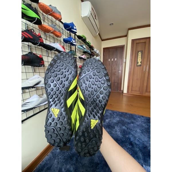 Giầy lướt đá bóng (adidas ace 16.4)
