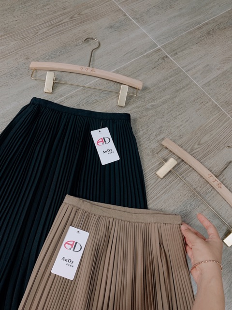 💋💋💋CHÂN VÁY XẾP LI DÁNG DÀI QCCC ☄️☄️BOM TẤN CHÂN VÁY QUỐC DÂN | BigBuy360 - bigbuy360.vn