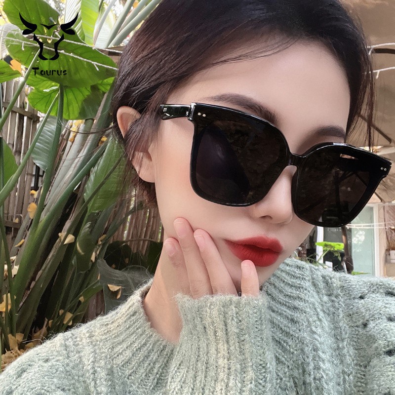 Kính Mát Gọng Vuông To Mới Phong Cách Hàn Quốc