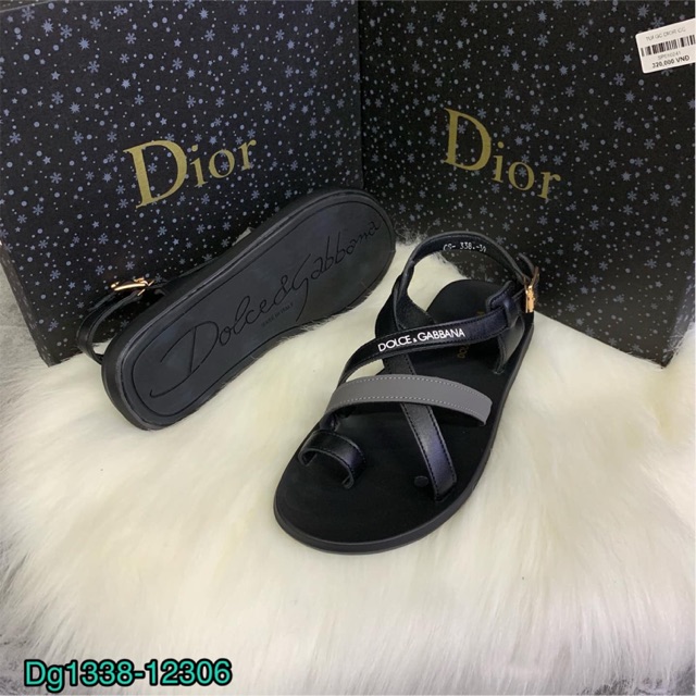 Dép sỏ ngón nam