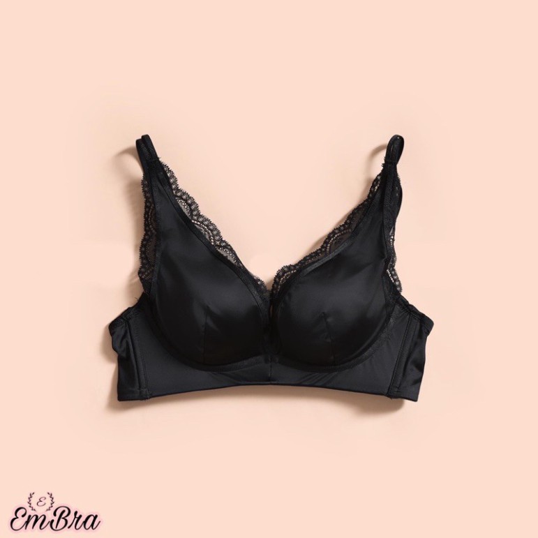 Áo Lót Nữ Lụa Nâng Ngực Tạo Khe Đệm Hơi Không Gọng Mút Dày 3cm Mã EBALKG19