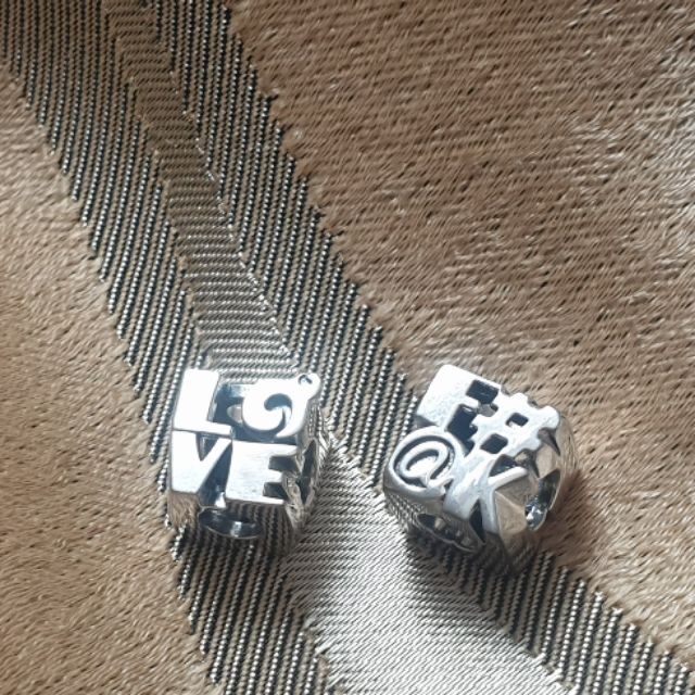 Charm bạc 925 chữ Love và F#@k