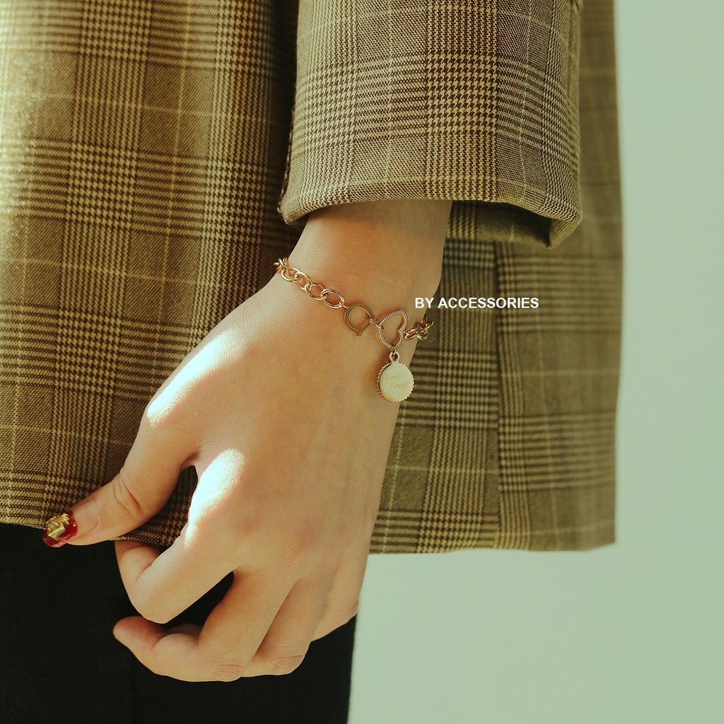 Lắc tay titan xích trái tim mặt tròn Love Lever không gỉ