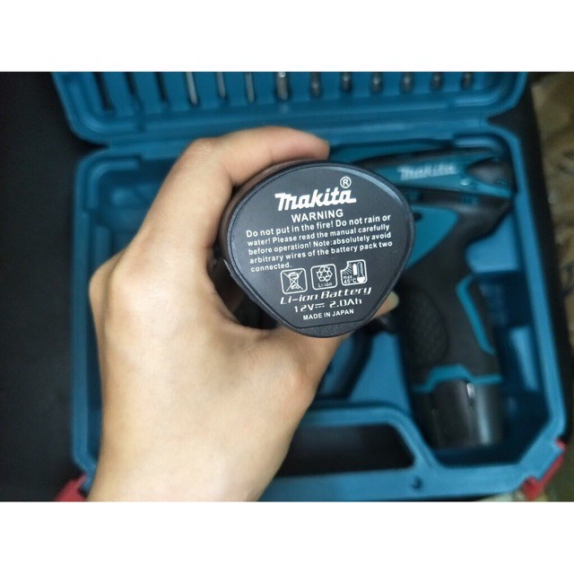 Khoan pin Makita 12v tặng nhiều phụ kiện vô cùng tiện lợi