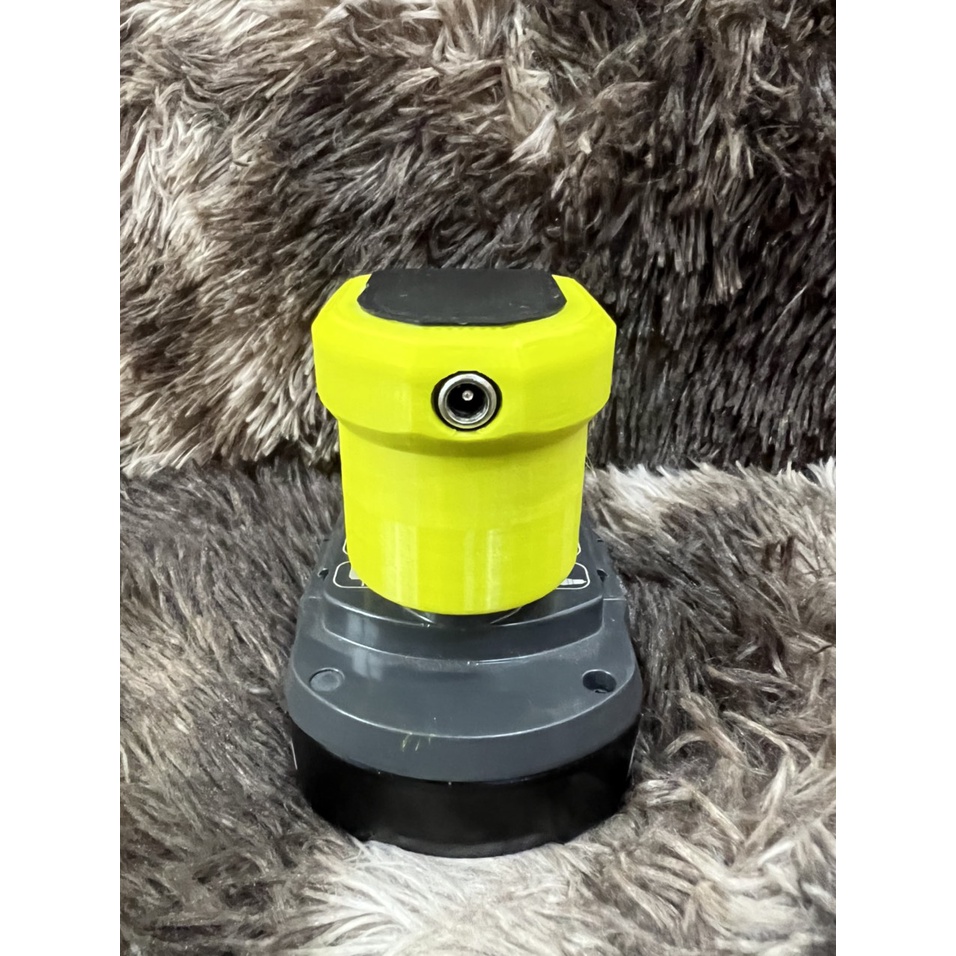 Dock Sạc Ryobi 18v Lion cho pin zin bằng adapter rời. BN.