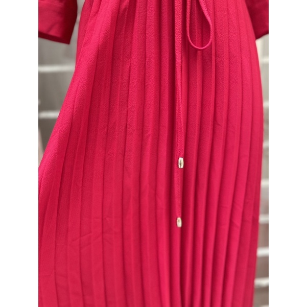 Đầm Maggy london xuất dư dập ly rất sang