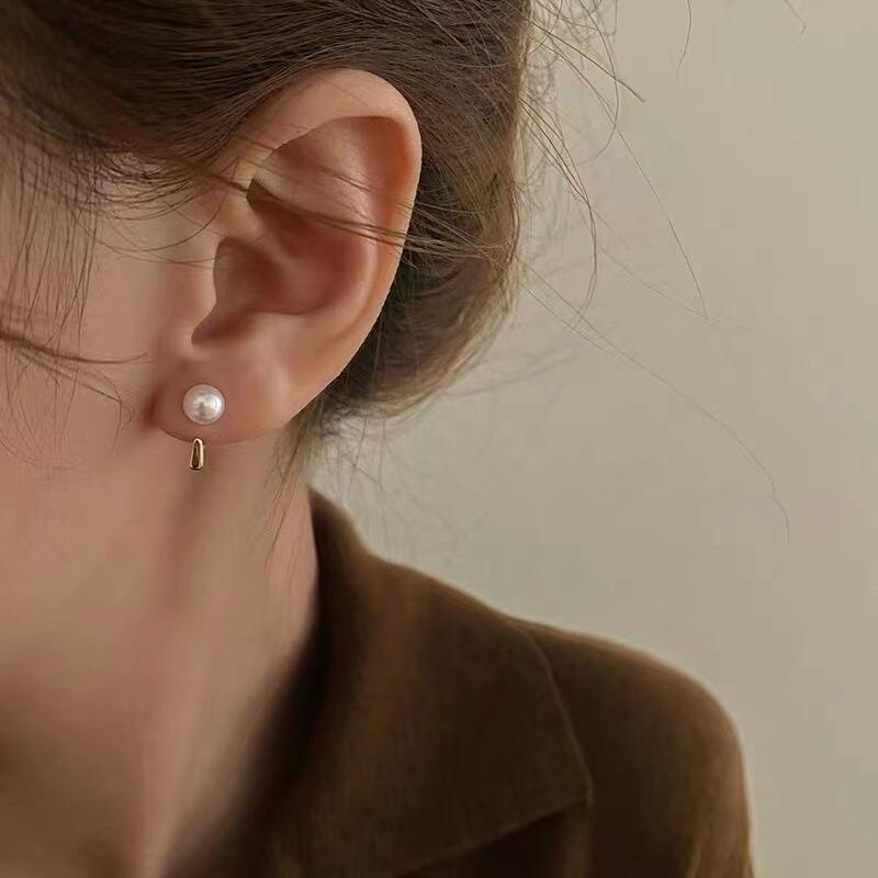 Đôi Khuyên Tai Đính Ngọc Trai Thời Trang Cho Nữ