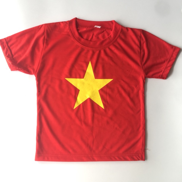 Áo cờ đỏ cho bé 8 tuổi
