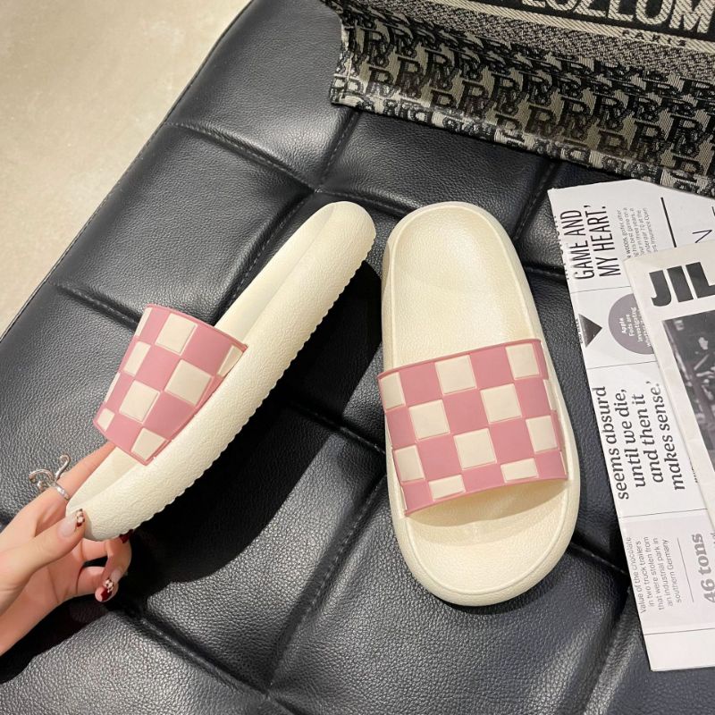 - Dép bánh mì caro siêu hot 2022