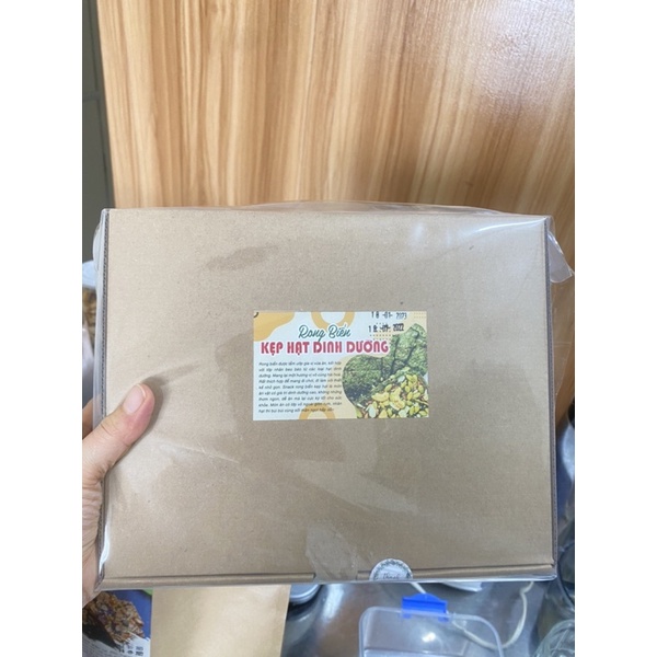 BÁNH RONG BIỂN KẸP HẠT