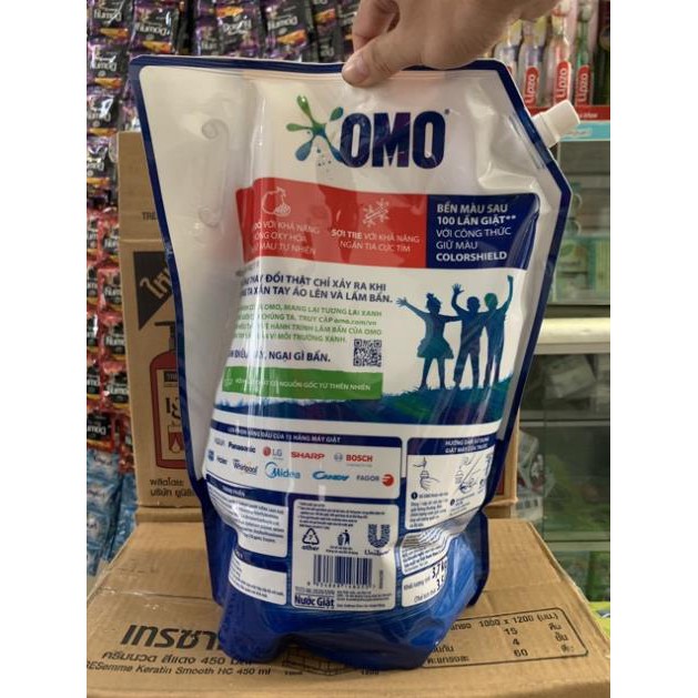 Nước giặt OMO Matic Bền Đẹp cửa trước 3,7kg