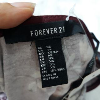 Áo thun croptop F21 cổ thuyền