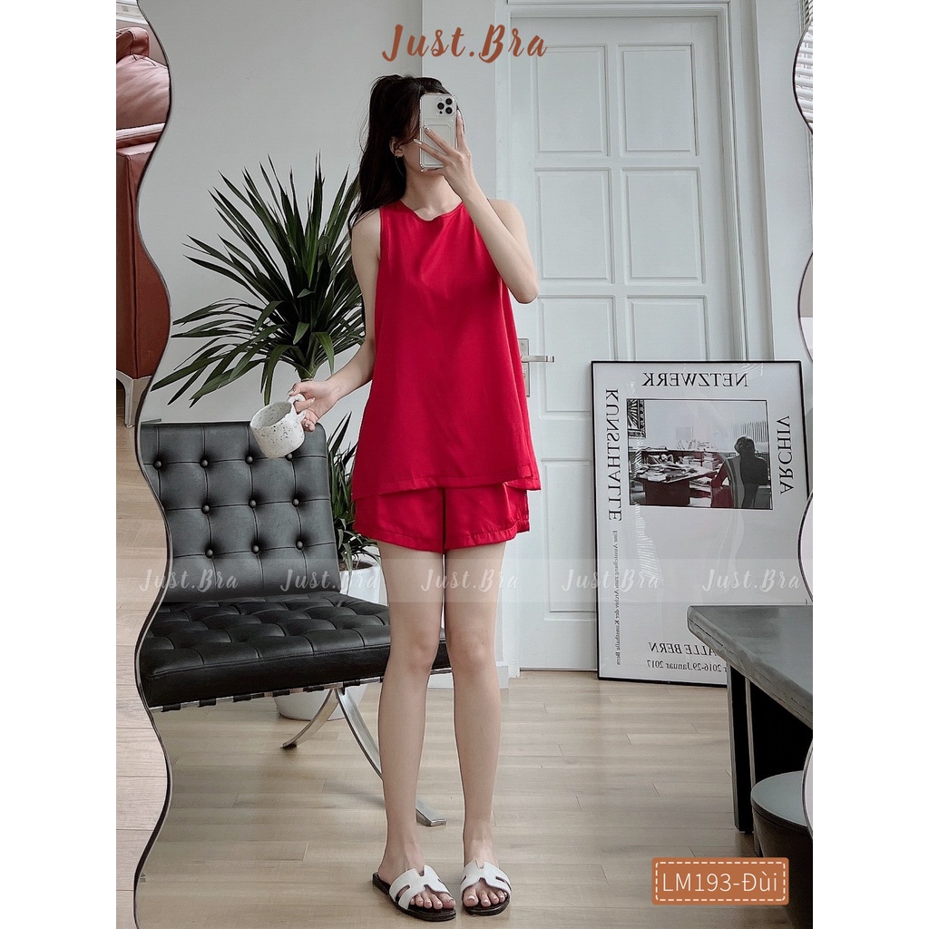 Bộ đồ ngủ lụa Just Bra thiết kế áo sát nách quần cộc thoáng mát màu sắc trẻ trung LM193