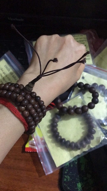 VÒNG DÂU TẰM GAI TRĂM NĂM TUỔI