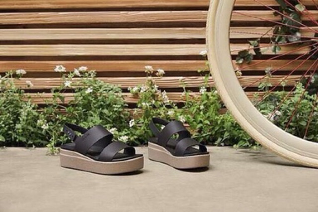 Sandal Cross Brooklyn đế cao 5cm (màu đen nâu)