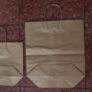 100 túi giấy xi măng Túi có quai kích thước 37cm x 42cm