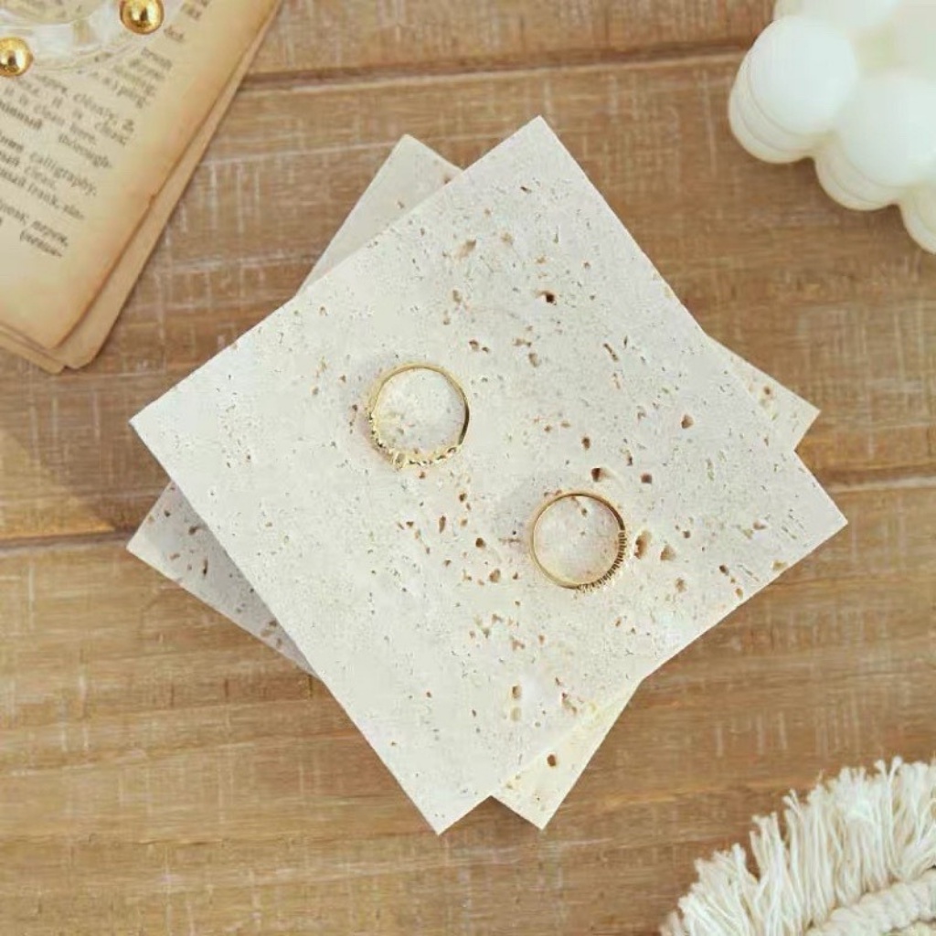 Miếng đá trưng bày mẫu nail chụp ảnh chuyên nghiệp