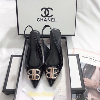 Sale sale sandal mũi nhọn da bóng khóa bb gót 1cm size 38