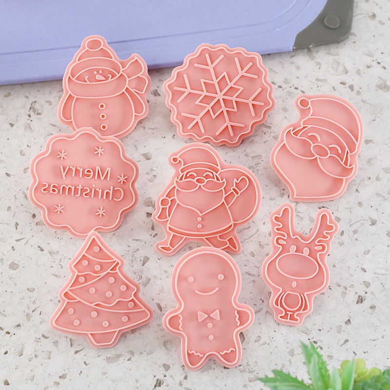 Set 8 khuôn cắt làm bánh phong cách Giáng Sinh đáng yêu