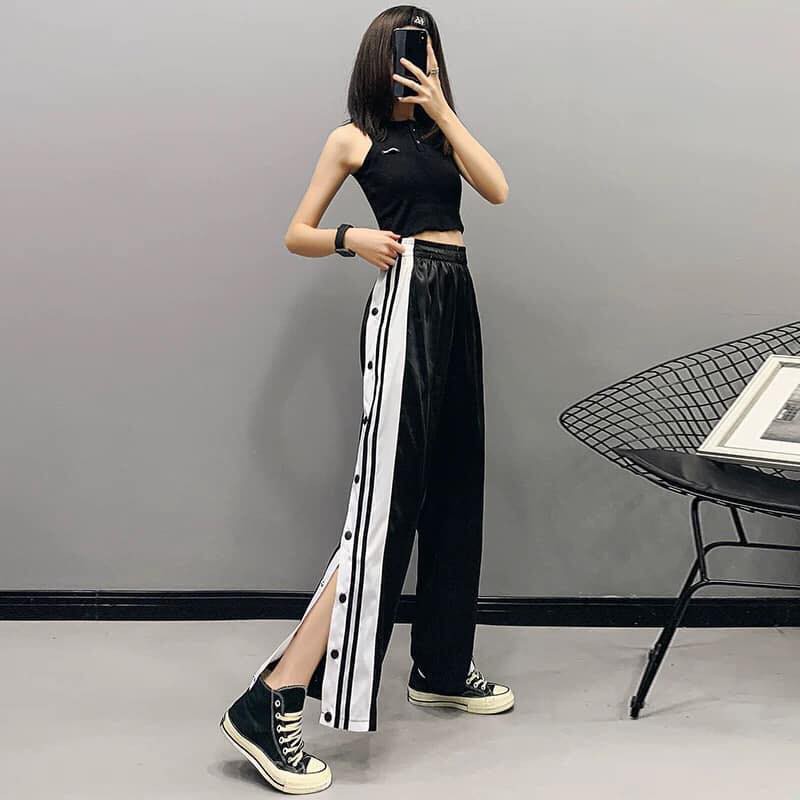 Quần vải nữ lưng cao eo co giãn phối xẻ tà cúc bấm hai bên màu đen n7clothing