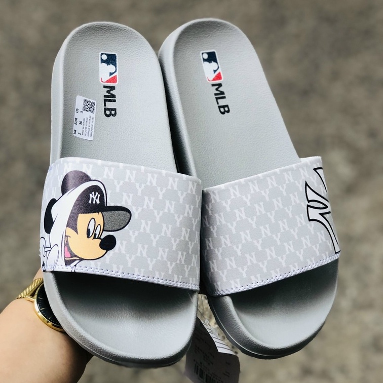 Dép quai ngang nam nữ 𝐌𝐋𝐁 mlb mickey xám FREESHIP + hộp chất xịn 1-1, lót dày, in 3d không tróc, tem tag mác đầy đủ