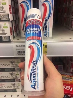 Kem đánh răng Aquafresh Nga