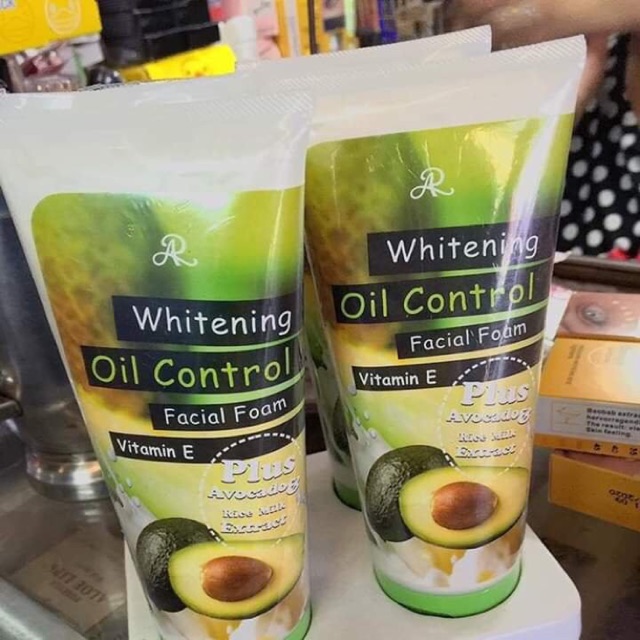 Sữa rửa mặt kem bơ