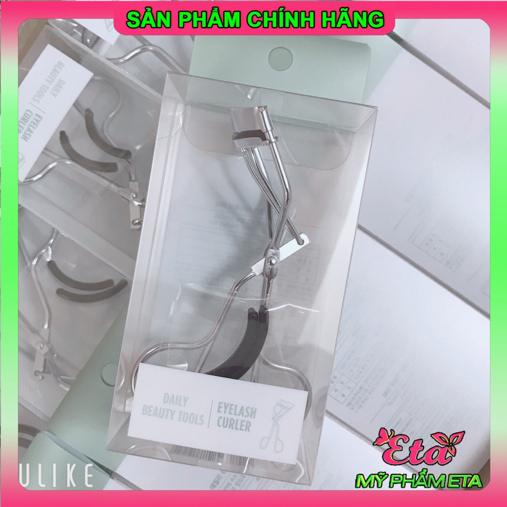 Kẹp bấm mi TFS Eyelash Curler The Face Shop Hàn Quốc siêu cong kèm 2 lõi thay cong tự nhiên