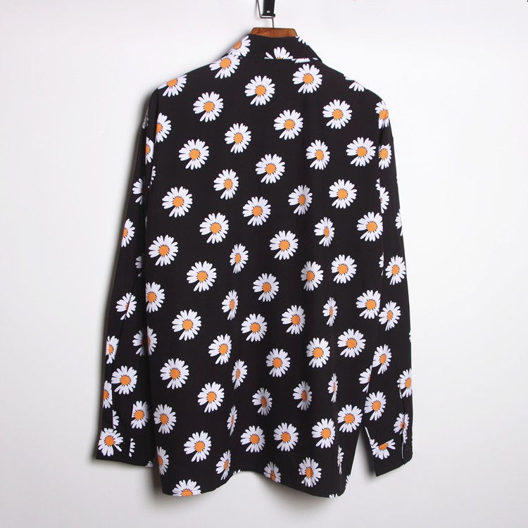 Áo sơ mi hoa cúc thiếu cánh dài tay